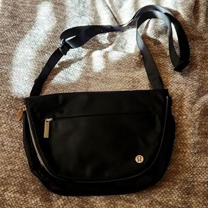 Crossbody bag